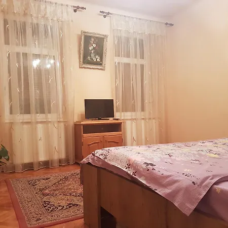 Casa Centrala In Брашов